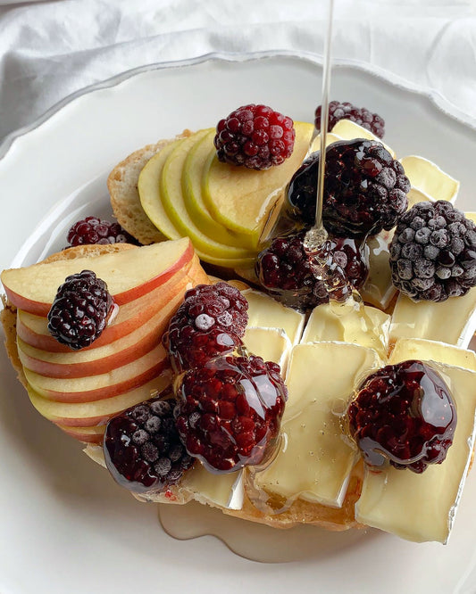 Apples & Brie with White Balsamic Reduction