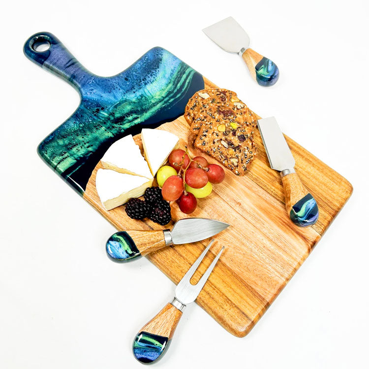 Lynn & Liana Serveware - Medium Cheese Board Northern Lights