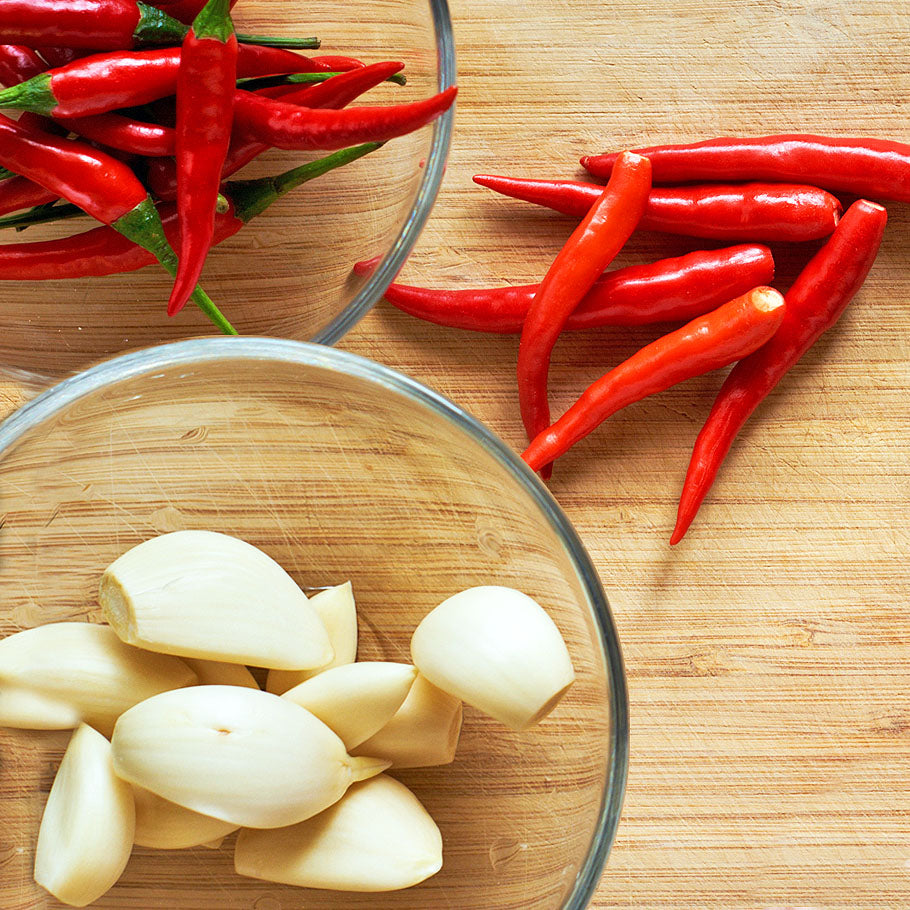 Peperoncino Garlic Pressato Olive Oil Infused Olive Oil