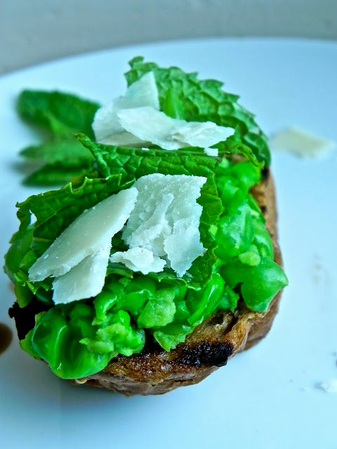 Peas, Mint, and Parmesan Crostini