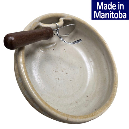 Pottery Bowl with Spreader